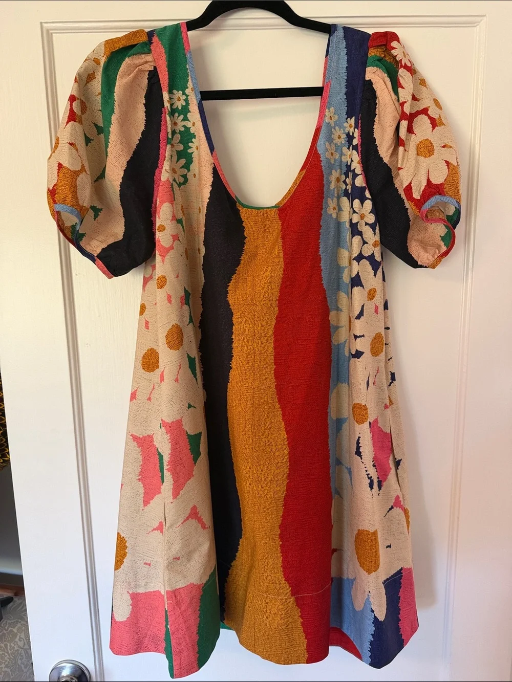 Farm Rio Super Fun Daisy mini Dress - Large NWT - Picture 3 of 3